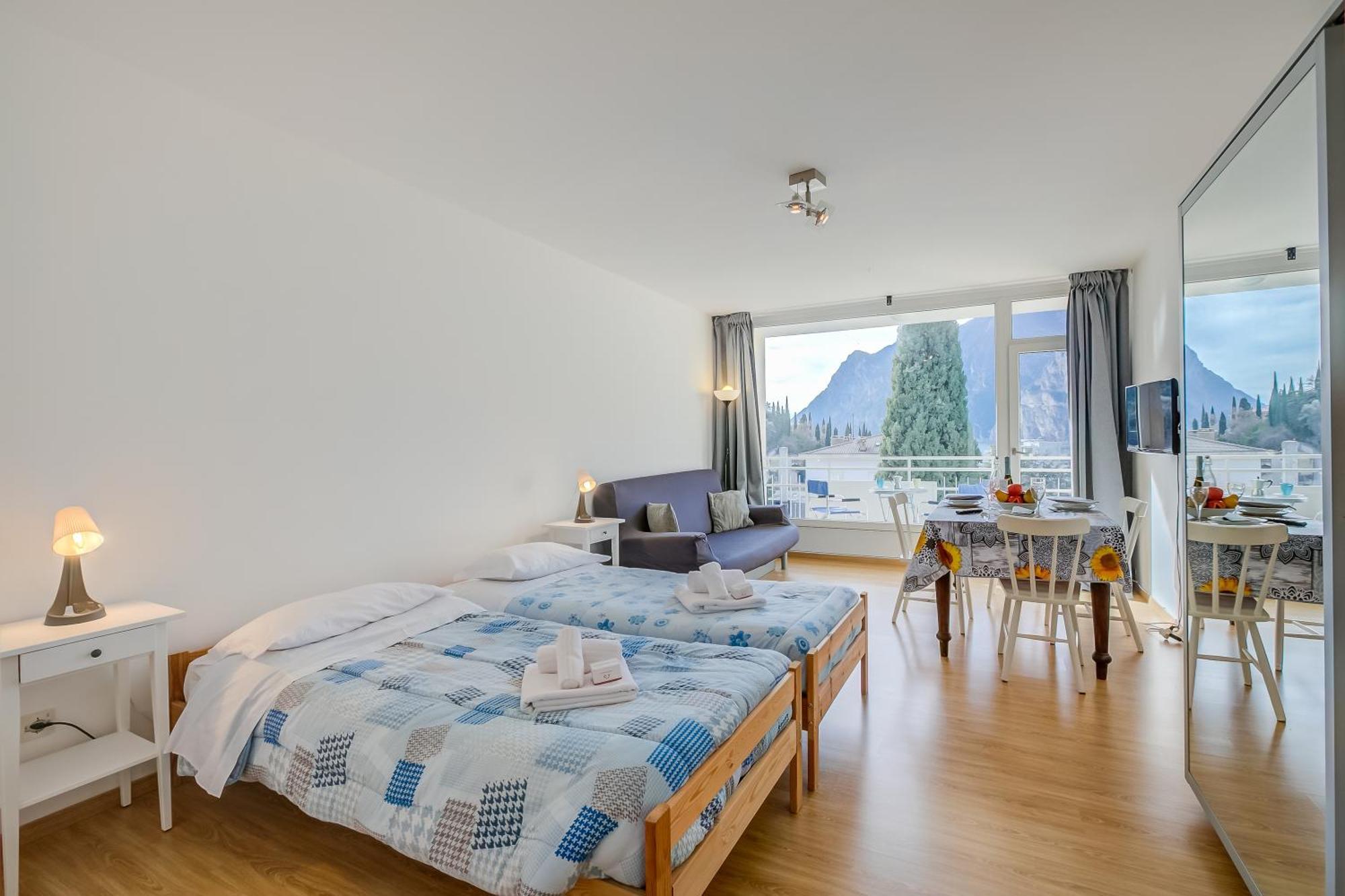 Il Piccolo Nido - Happy Rentals Riva del Garda Bagian luar foto
